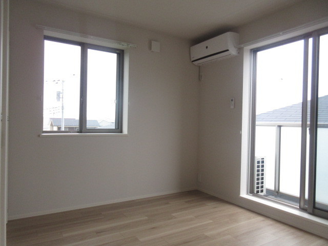 ｖｉｐｕｃｏｌｏｃｏ　ビプコロコの寝室|★２面採光の居室★