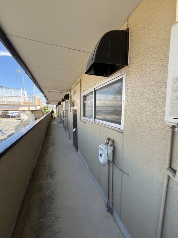 藤ビル　のバルコニー
