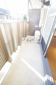 【バルコニー】 | Ｌｉｌｙ | 南向き、日当たり◎