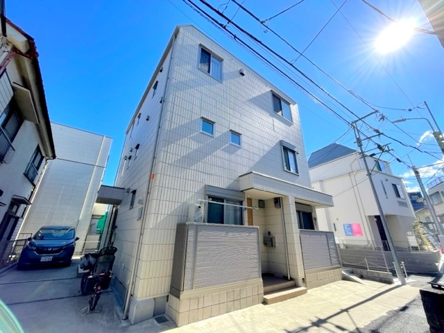 キャトルセゾンSORAのエントランス|★閑静な住宅街に立地★