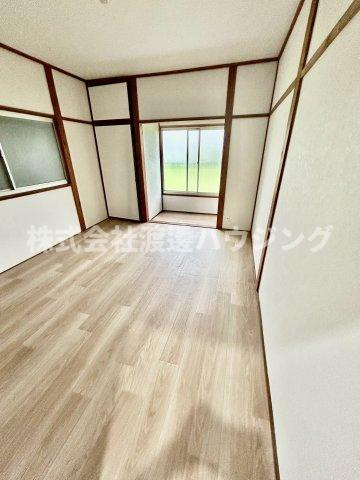 田井町一戸建の内装