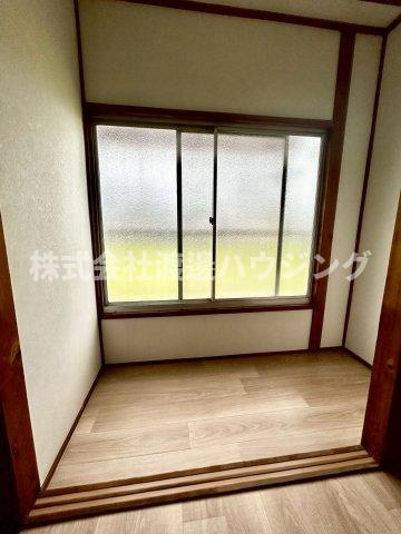 田井町一戸建のバルコニー|サンルームもございます