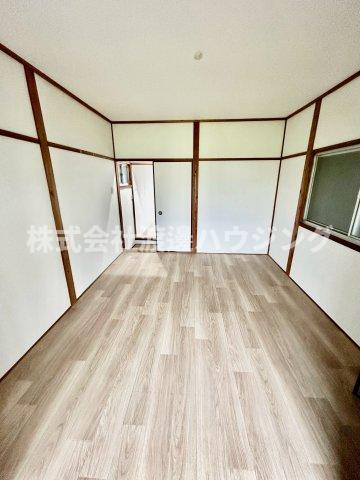 田井町一戸建の寝室