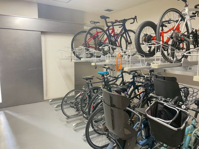 マジェスタワー六本木の駐輪場