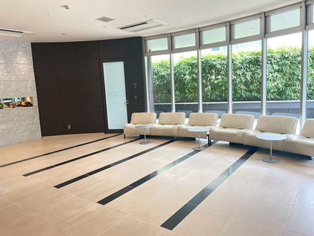 マジェスタワー六本木のエントランス