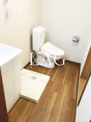 【トイレ】 | アーバンブルー高砂 | トイレです。