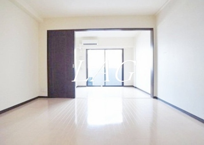 【居間・リビング】 | ル・リオン八広ＧＲＡＮＤ－ＣＯＵＲＴ | 洋室のお部屋です。