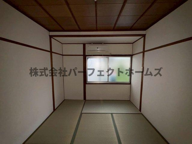 走谷2丁目テラスハウス　賃貸の和室|和室、ちょっとしたくつろぎスペースにいかがでしょうか