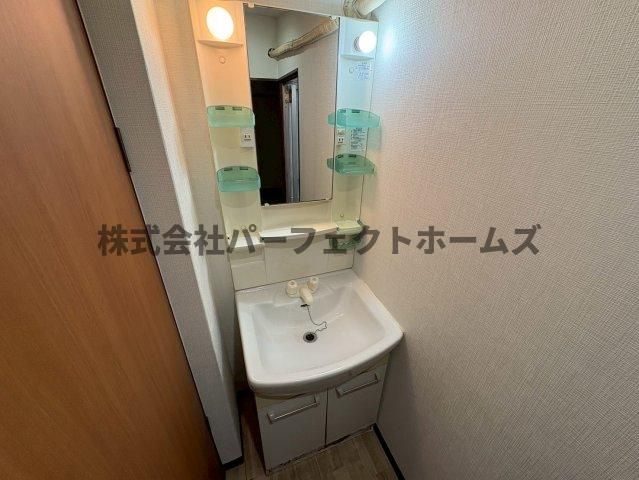 走谷2丁目テラスハウス　賃貸の独立洗面台|独立洗面台で身支度をすべて済ませてしまいましょう
