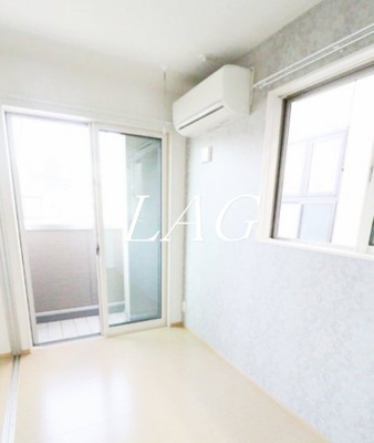 【居間・リビング】 | Chelsea Garden | 洋室のお部屋です。