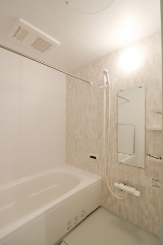 椥辻封シ川町の浴室