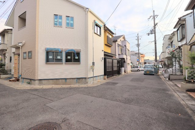 椥辻封シ川町の前面道路含む現地写真