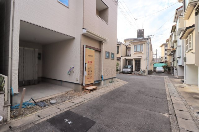 椥辻封シ川町の前面道路含む現地写真