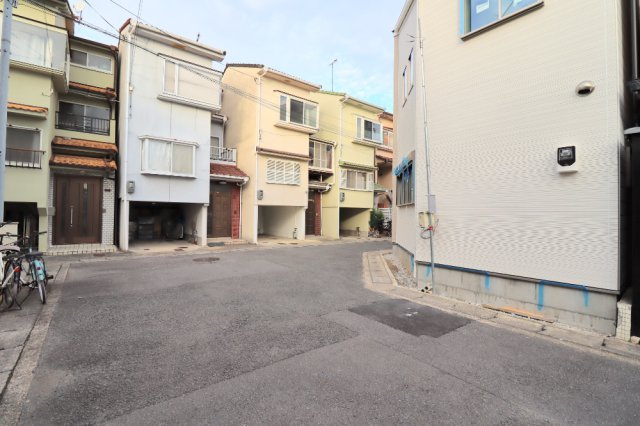 椥辻封シ川町の前面道路含む現地写真