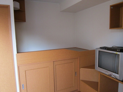 【寝室】 | アルカディア南水元 | 1階はフローリング、2階以上はカーペットタイプとなります。