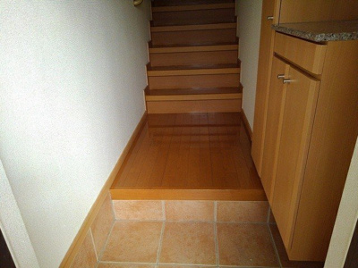 【玄関】 | サンリット城見 | 玄関です