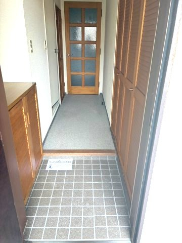 トーカンマンション東中通りの玄関