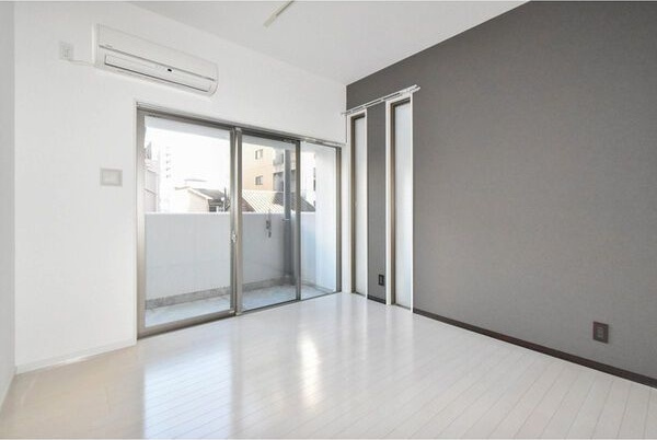 ファーストレジデンス栄の内装