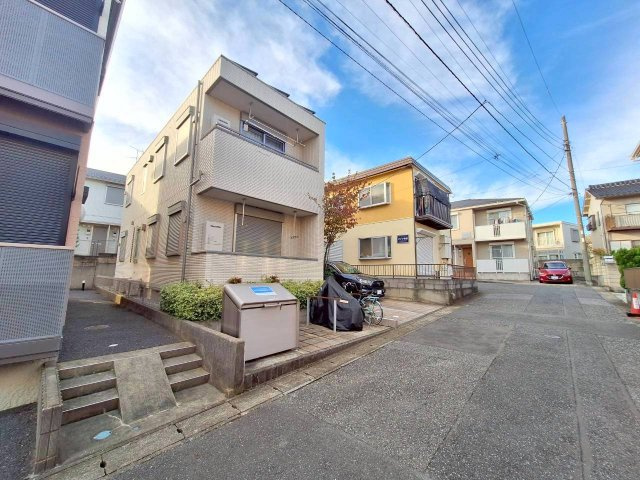 ＥＸＣＥＬ　ＭＩＲＡＩ　２０の周辺|周辺