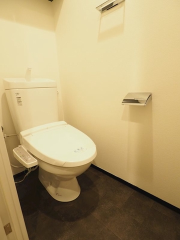 新品家具付きマンション目黒18(KaGood東京)のトイレ