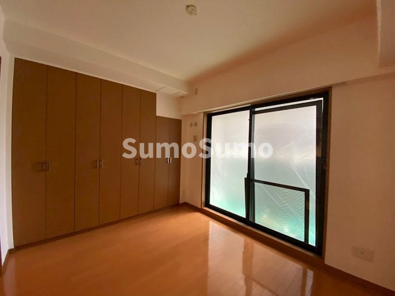 リーガル神戸三宮山手の寝室