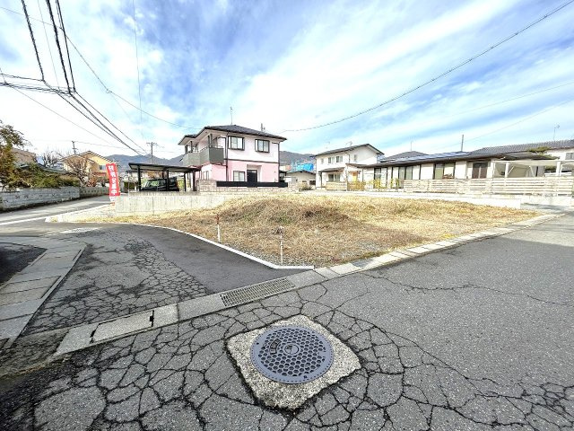 東邦ピュアコート吉田1丁目　2号地の前面道路含む現地写真