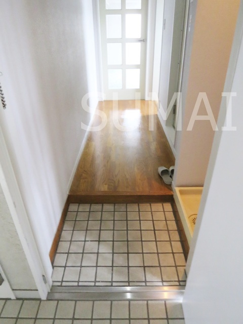 テラス１３７の玄関|玄関スペース。