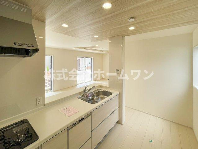 羽村市羽中２丁目の新築一戸建のキッチン|キッチンでお料理をお楽しみください