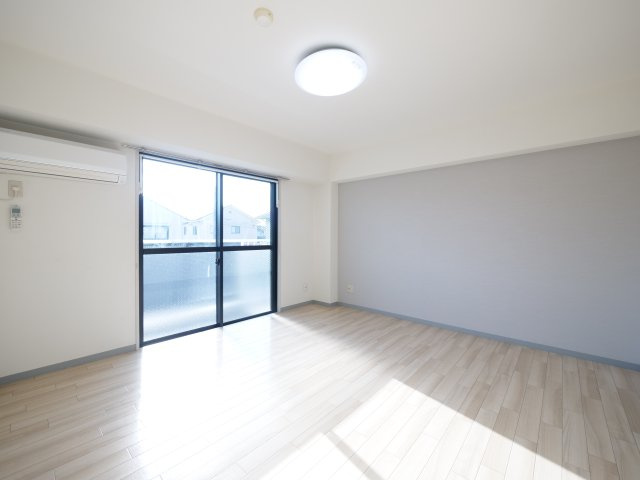 ディアスＵⅡの居間・リビング