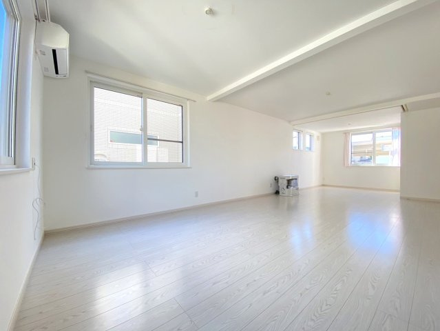 川下5条2丁目の居間・リビング