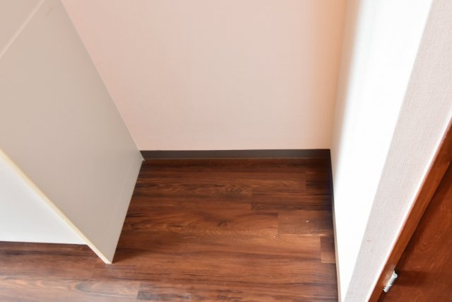 ベルファーム甲子園の収納|冷蔵庫置けます　3階303号室別部屋イメージ