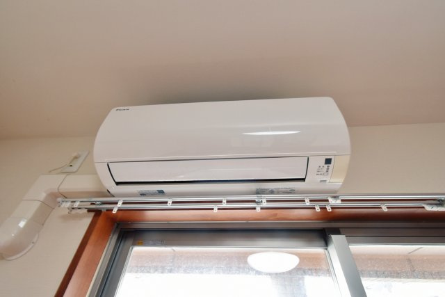 ベルファーム甲子園の設備|エアコン　3階303号室別部屋イメージ