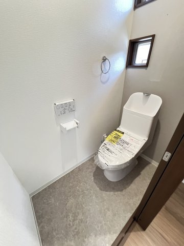 桜井市東新堂 のトイレ|温水洗浄便座付きトイレ