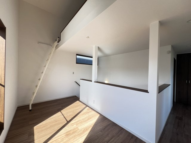 桜井市東新堂 のその他|2階廊下の上にロフトあり