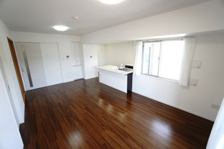 【居間・リビング】 | 【上質リフォーム】ザ・パークハウス府中南 | 室内（2025年9月26日12：00頃）撮影