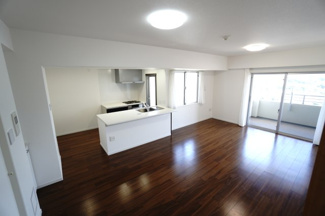 【居間・リビング】 | 【上質リフォーム】ザ・パークハウス府中南 | 室内（2025年9月26日12：00頃）撮影