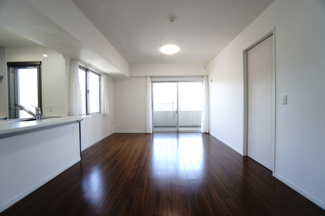 【居間・リビング】 | 【上質リフォーム】ザ・パークハウス府中南 | 室内（2025年9月26日12：00頃）撮影