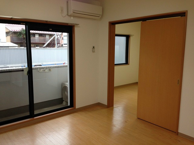 【居間・リビング】ベルシティ二本杉 