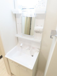 【居間・リビング】 | A・Z Residence津田沼Ⅲ | ※建築中の写真です。