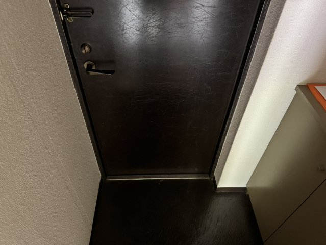 【玄関】 | 同仕様・参考写真となります。