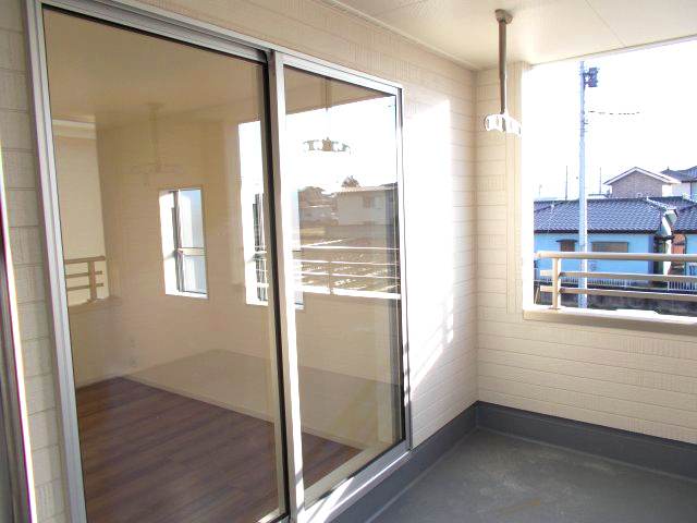 第3富士見町時沢　新築戸建　7号棟のバルコニー|洗濯物が沢山干せて便利なバルコニー付き♪