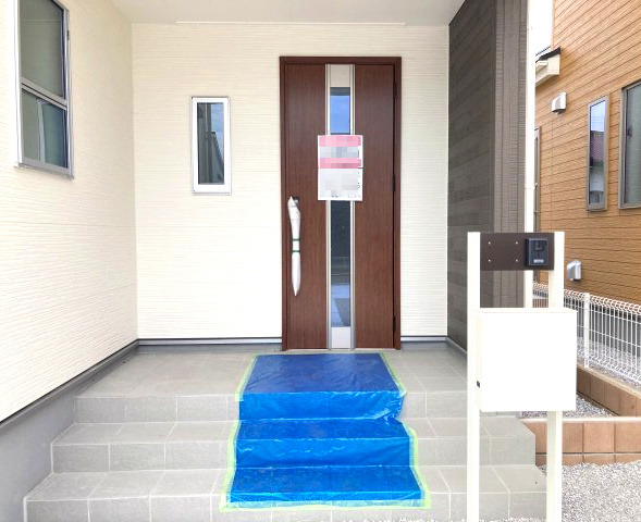 第3富士見町時沢　新築戸建　5号棟の玄関|毎日通る玄関はこちらです☆