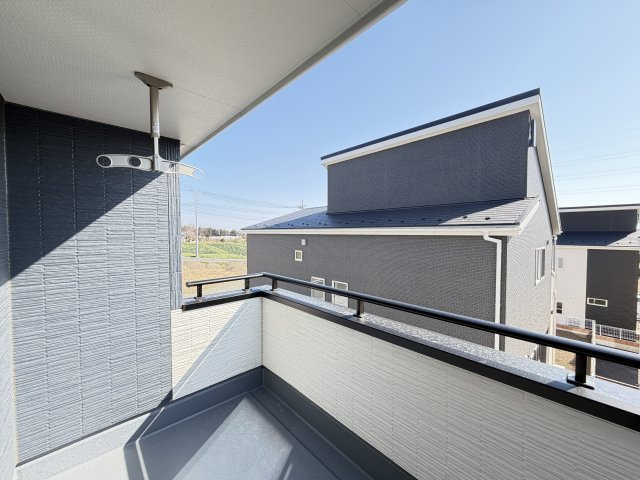 第3富士見町時沢　新築戸建　5号棟のバルコニー|バルコニーは２ヶ所付き！