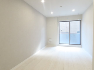 【居間・リビング】 | A・Z Residence津田沼Ⅲ | ※建築中の写真です。