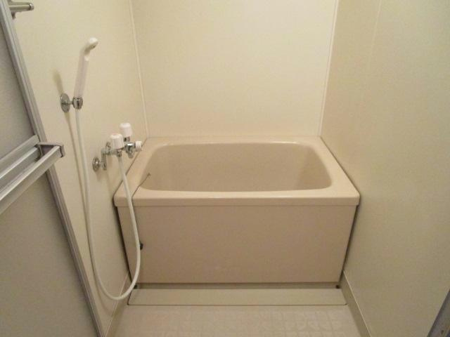 ハイツ弘貴の浴室