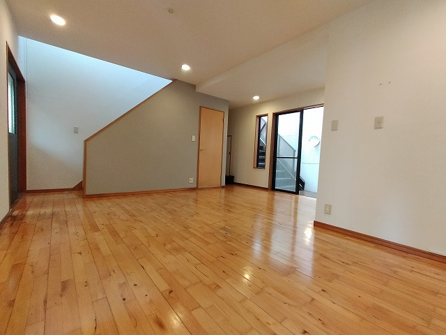 神戸市須磨区須磨浦通５丁目の一戸建て