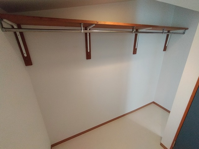 神戸市須磨区須磨浦通５丁目の一戸建ての収納