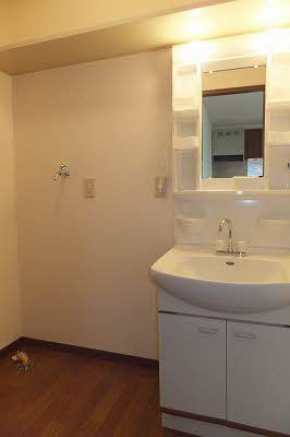 フレグランス篠原 A棟の独立洗面台