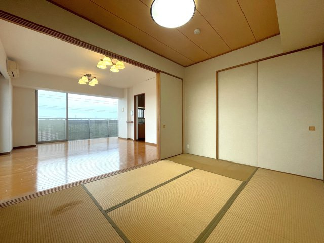 武蔵野市桜堤１丁目の中古マンションの和室