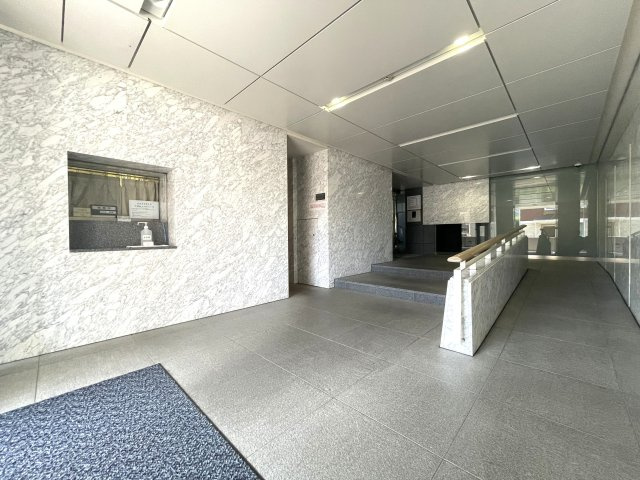 武蔵野市桜堤１丁目の中古マンションのロビー